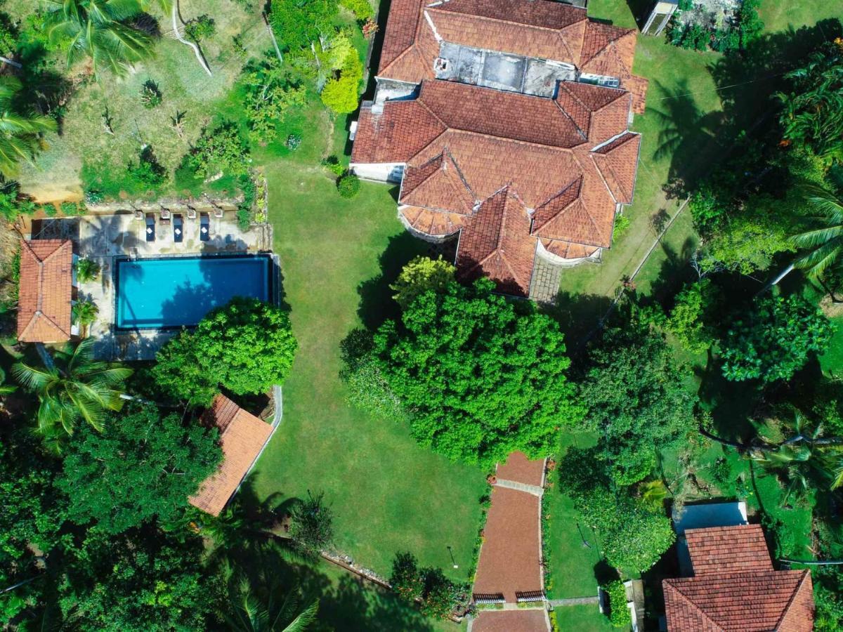 Thalpe Walawwa Heritage Villa Unawatuna Extérieur photo