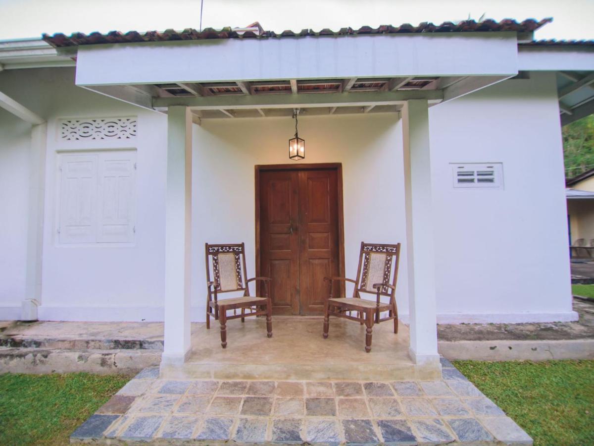 Thalpe Walawwa Heritage Villa Unawatuna Extérieur photo