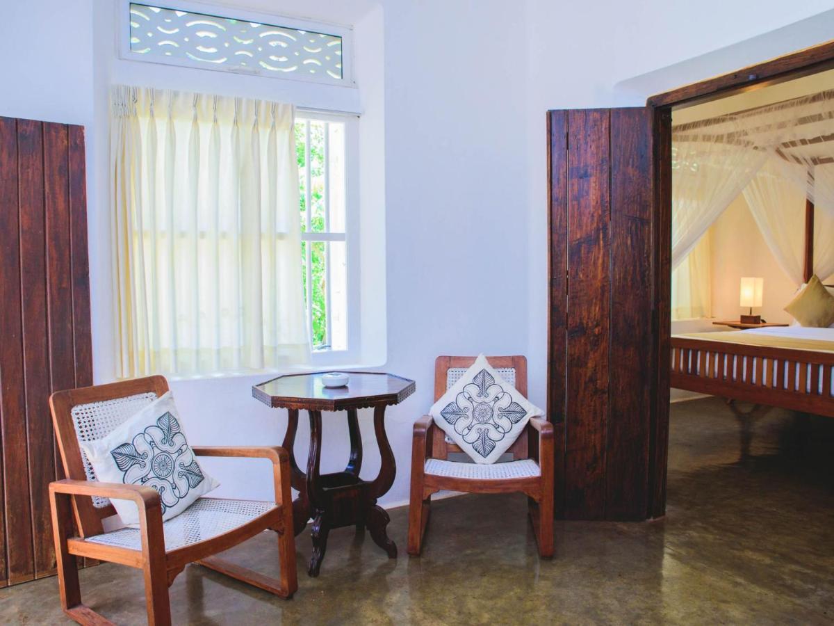Thalpe Walawwa Heritage Villa Unawatuna Extérieur photo