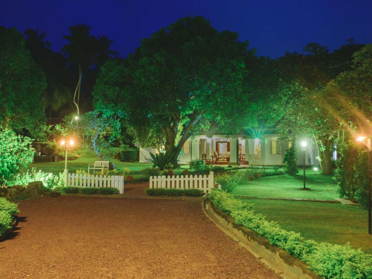 Thalpe Walawwa Heritage Villa Unawatuna Extérieur photo