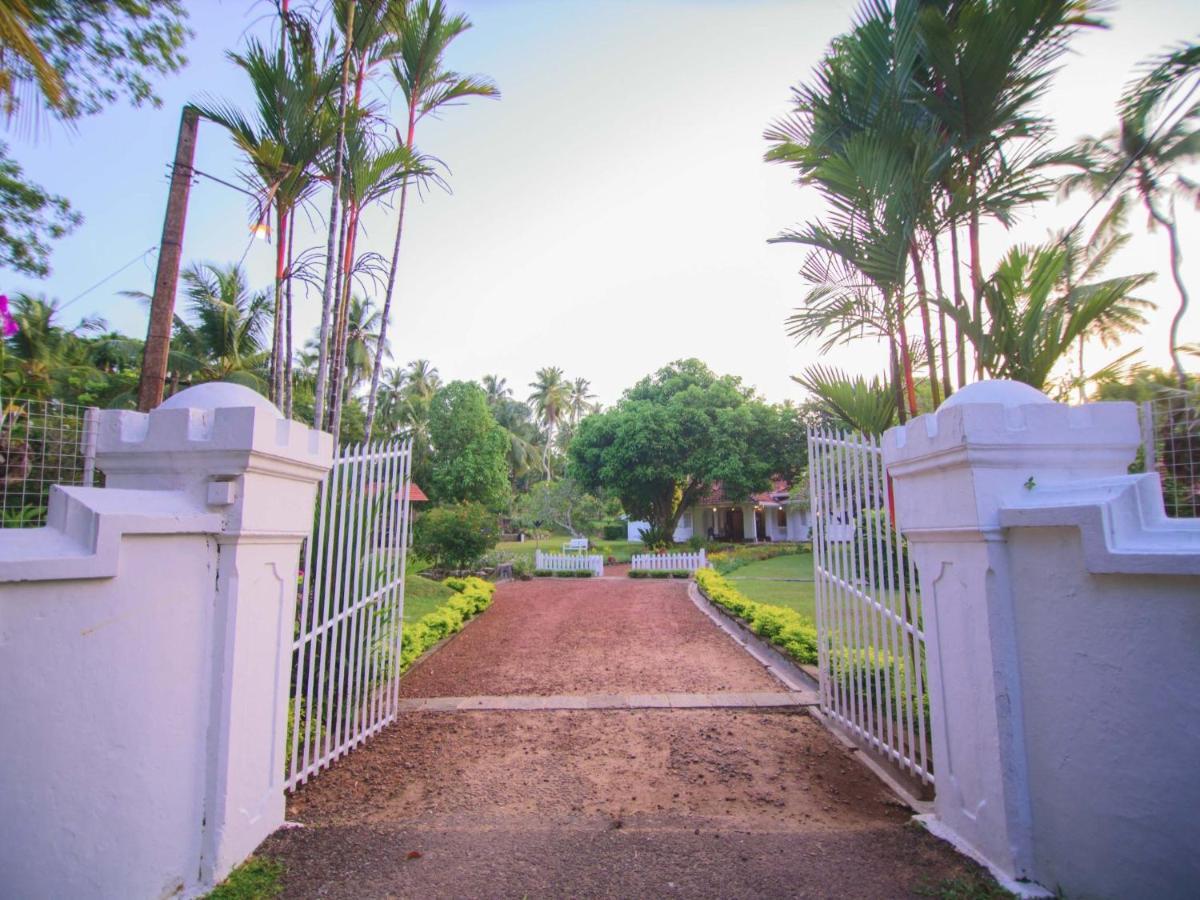 Thalpe Walawwa Heritage Villa Unawatuna Extérieur photo