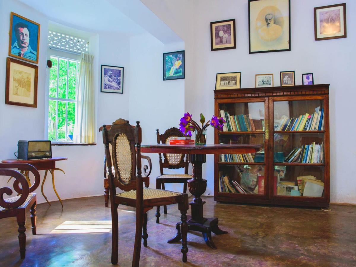 Thalpe Walawwa Heritage Villa Unawatuna Extérieur photo