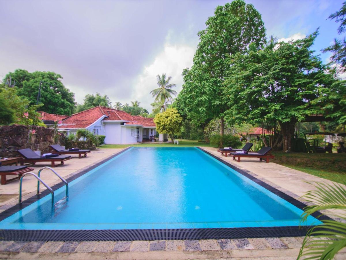 Thalpe Walawwa Heritage Villa Unawatuna Extérieur photo