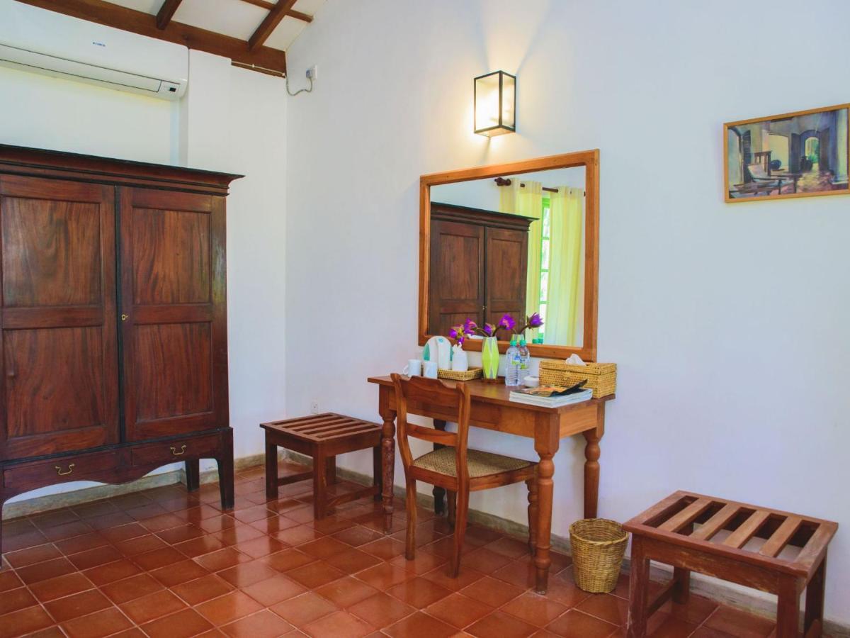 Thalpe Walawwa Heritage Villa Unawatuna Extérieur photo